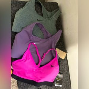 Nike active wear (medium) set of 3